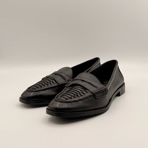 Vince Camuto Black Woven Leather Loafers Flats Comfort Sole Classic Modern 6.5